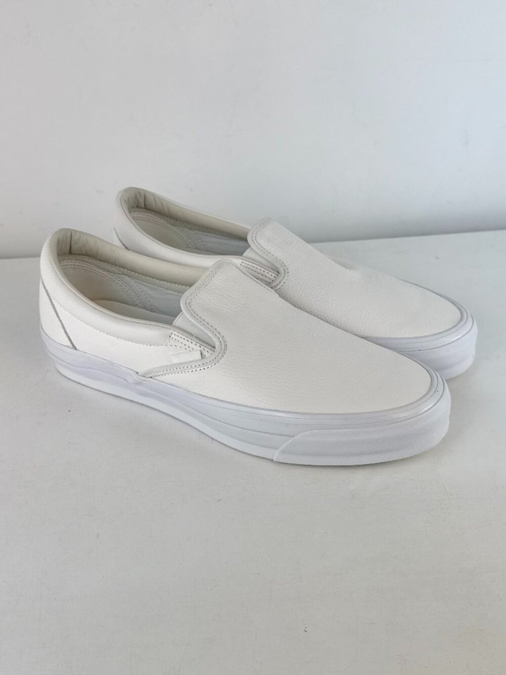 M11.5, W13 -VANS Premium Classic Slip-On Leather White Shoe -507452